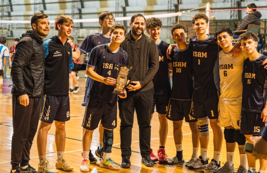 Con más de 1000 participantes, Alem albergó una nueva edición de "Creciendo Juntos"