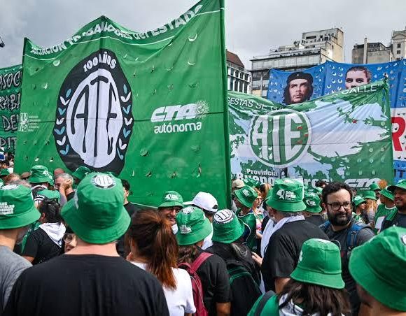 ATE convoca a un paro por deudas y recortes en el PAMI